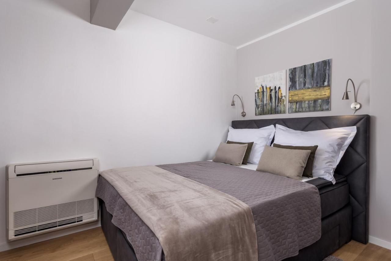 Luxury City Center Apartment -50M To The Sea Opatija Exterior photo